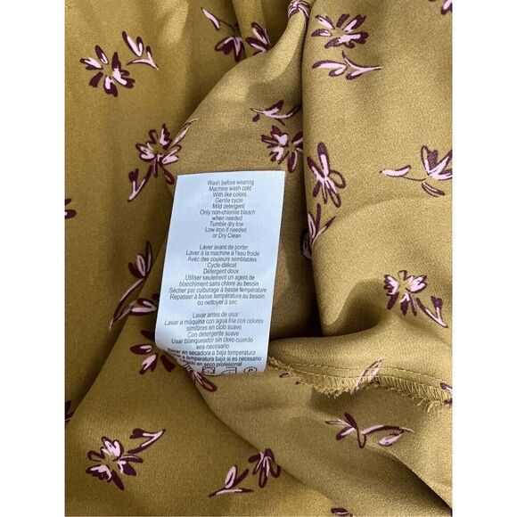 Motherhood Maternity Summer Blouse Top Size M Roll Sleeve Floral Yellow - Picture 5 of 7